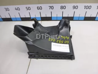 834196 Корпус воздушного фильтра Opel Astra J Арт AM60592062, вид 4