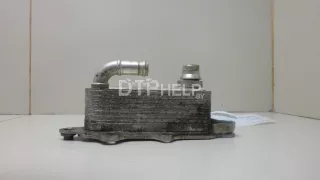 06E117021J Радиатор масляный Audi A7 1 (S7,RS7) Арт AM70699100, вид 4