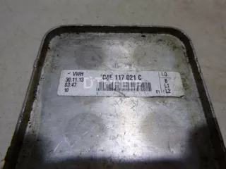 04E117021C Радиатор масляный Seat Leon 3 Арт AM14870511, вид 3