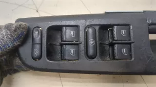 1J4959857D Кнопка стеклоподъемника переднего левого Volkswagen Golf 4 Арт 20396426, вид 2