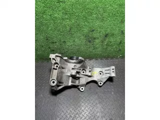 Кронштейн генератора Audi A4 B7 1.6л 2004г.  - Фото 2