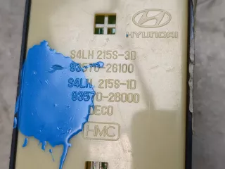 9357026100 Кнопка стеклоподъемника переднего левого Hyundai Santa FE 1 (SM) Арт 20414354, вид 5