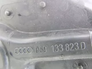 059133823D Корпус воздушного фильтра Audi A8 D3 (S8) Арт e3922379, вид 5
