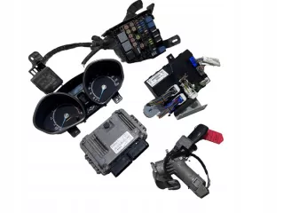 C1B1-12A650-EG CV6A-12B684-BB 0261S09698 AV1T-15K600-GH C1BT-10849-EAJ 8A6T-15607-AC AM5T-14D212-CD Блок управления двигателем Ford Fiesta 6 Арт e8123067, вид 1
