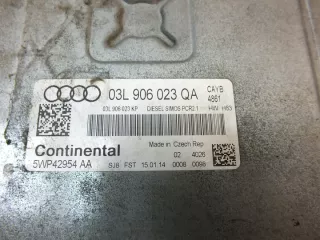 03L906023QA Блок управления двигателем Audi A1 Арт e9358383, вид 3