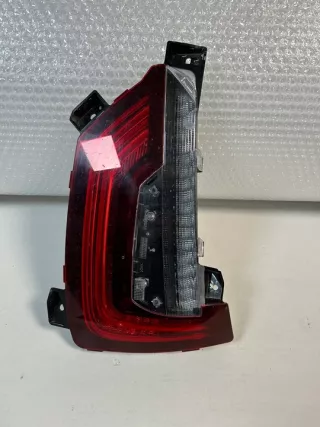 7389606 Фара правая BMW i3 Арт e10647073, вид 1