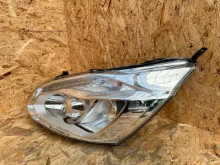 GK21-13D153-BA Фара левая Ford Transit Custom Арт e10652312, вид 2