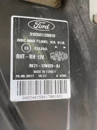 BK21-13W029-BJ Фара правая Ford Transit Custom Арт e10652357, вид 4