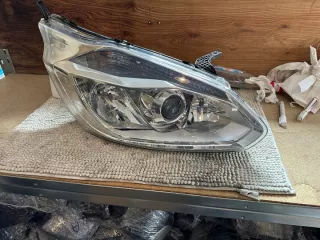 BK21-13D152-BG Фара правая Ford Transit Custom Арт e10652419, вид 3