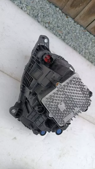 L8B213W029BF Фара правая Land Rover Defender 2 Арт e10656481, вид 6