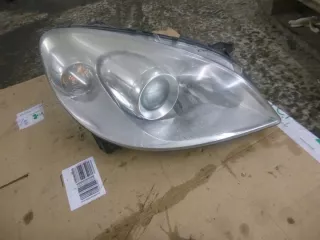 A1698201861 Фара правая Mercedes B W245 Арт e10658444, вид 1