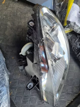 0301220201 Фара правая Mercedes B W245 Арт e10658488, вид 2