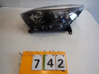 2013-2019 260607853 Фара левая Renault Captur Арт e10667701, вид 2