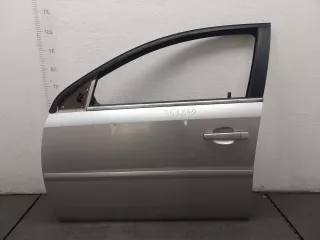 Дверь передняя левая серебристая Opel Vectra C  Арт 20428195, вид 1