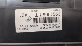 7H0920951T Щиток приборов (приборная панель) Volkswagen Transporter T5 Арт 20432268, вид 3