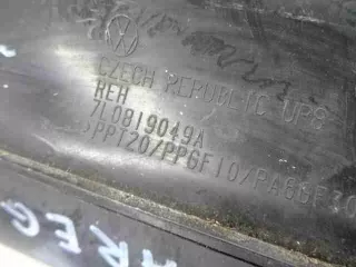 7L0819049A Воздухозаборник Volkswagen Touareg 1 Арт 00039870, вид 4
