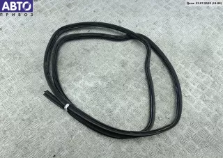  Уплотнитель крышки (двери) багажника Volkswagen Passat B3 Арт 54130645, вид 1