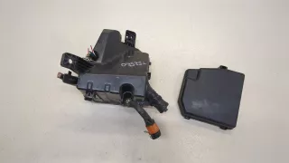 8266252580,826630D020,827410D030 Блок предохранителей Toyota Yaris 2 Арт 20436353, вид 3