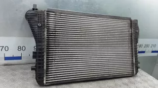 1K0145803L Радиатор интеркулера Skoda Octavia A5 Арт 7AR15KC01, вид 2