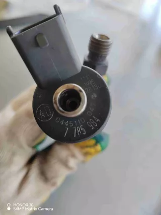 0445110177 Форсунка топливная   Mercedes C W203 Арт CW20311, вид 3