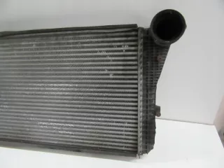 1K0145803B Интеркулер Volkswagen Golf 5 Арт e3457272, вид 3