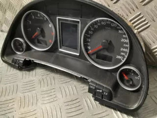 8E0920901E Щиток приборов (приборная панель) Audi A4 B7 Арт e5466859, вид 3