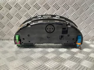 8E0920901E Щиток приборов (приборная панель) Audi A4 B7 Арт e5466859, вид 4