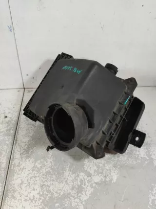 06C133837L Корпус воздушного фильтра Audi A4 B6 Арт e8342975, вид 1