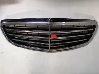 A2058802683 Решетка радиатора Mercedes C W205 Арт e9320711, вид 2