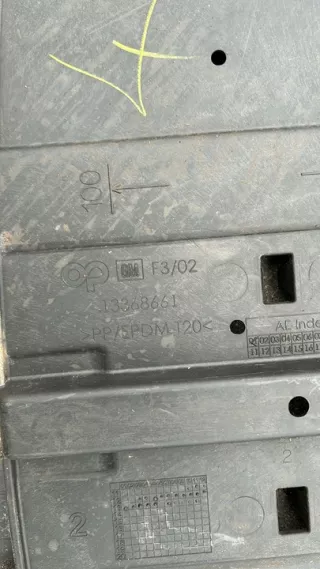 13368661 Декоративная крышка двигателя Opel Astra J Арт e9351814, вид 2