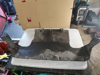 7P0825285  11-18r Декоративная крышка двигателя Volkswagen Touareg 2 Арт e10589043, вид 1