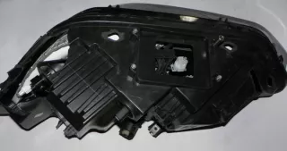 1034317 103431700 Фара правая Tesla model X Арт e10672951, вид 3