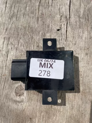 FK72-90370-AD Блок управления (другие) Jaguar F-Pace Арт e10680751, вид 3