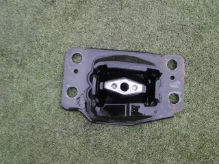 Ford-DG93-7M121-CA Подушка крепления КПП Ford Escape 4 Арт e10697317, вид 1
