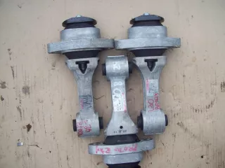 2017-2020 21950-S0000 Подушка крепления КПП Hyundai i30 PD Арт e10697421, вид 3