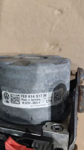 7E0614517M Блок ABS Volkswagen Caddy 3 Арт e10703107, вид 2