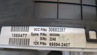  Щиток приборов (приборная панель) Volvo V70 2 Арт 20443533, вид 4