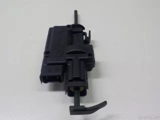 8200305732 Активатор замка крышки бензобака Renault Clio 3 Арт E52104262, вид 4