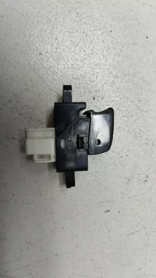 254110V000 Кнопка стеклоподъемника Infiniti QX4 Арт E90461253