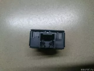 25380ZQ10A Кнопка закрывания багажника Infiniti QX56 1 Арт E21698444, вид 4
