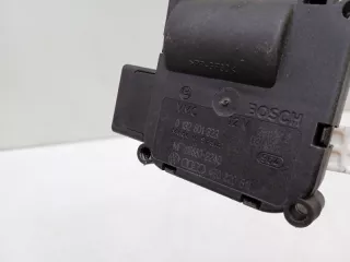 4F0820511B Моторчик заслонки печки Audi A8 D3 (S8) Арт 2-1044, вид 3