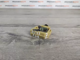 1K0121367G Крепление радиатора Volkswagen Passat B7 Арт 2-23205, вид 1