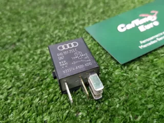 4H0951253C Реле Audi A1 Арт 2-23946, вид 2