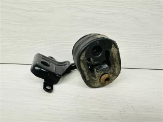 4M0 253 144 K Кронштейн глушителя Audi Q7 4M Арт 2-24443, вид 1