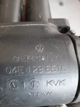 04E129651C Патрубок воздушного фильтра Audi A1 Арт 2-24813, вид 3