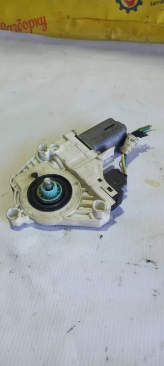 4f0959801c Моторчик стеклоподъемника Audi A6 C6 (S6,RS6) Арт 2-27720, вид 2