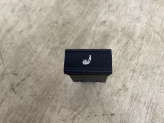 3759400XKY00A Кнопка включения подогрева сидения Haval F7 Арт 2-30666, вид 1