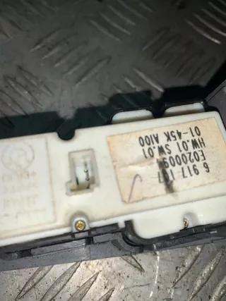 6917107 Кнопка стеклоподъемника задняя левая BMW 7 E65/E66 Арт 2-32395, вид 2