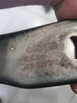 4E0823302E Петля капота Audi A8 D3 (S8) Арт 2-33671, вид 3