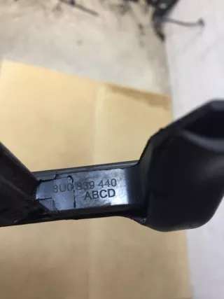 8U0839440 Направляющая стекла Audi Q3 1 Арт 2-36909, вид 3